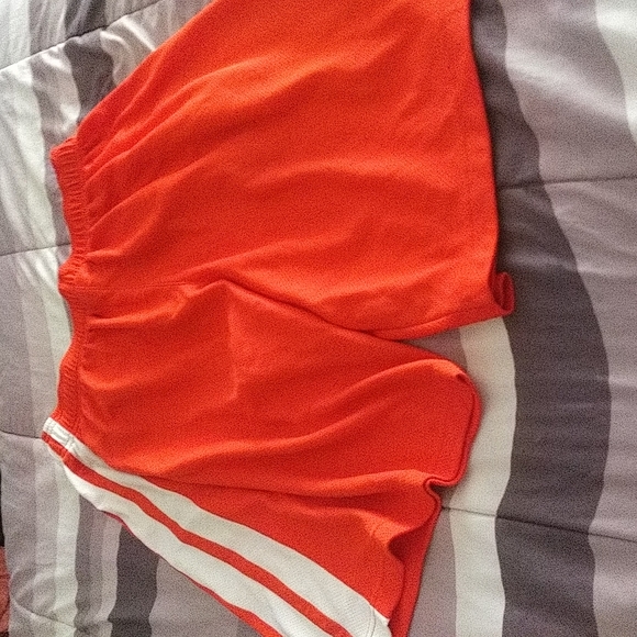 Under Armour Clemson University shorts sz large $2 - Picture 4 of 7